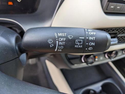 Used 2023 Honda HR-V LX image 34