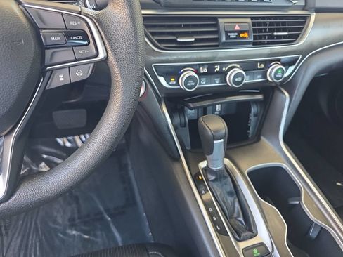 Used 2019 Honda Accord LX image 11