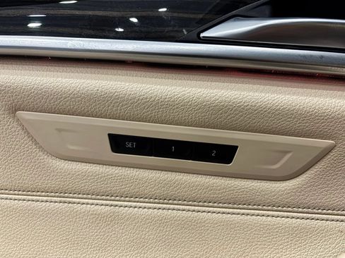 Used 2018 BMW 530i RWD image 38
