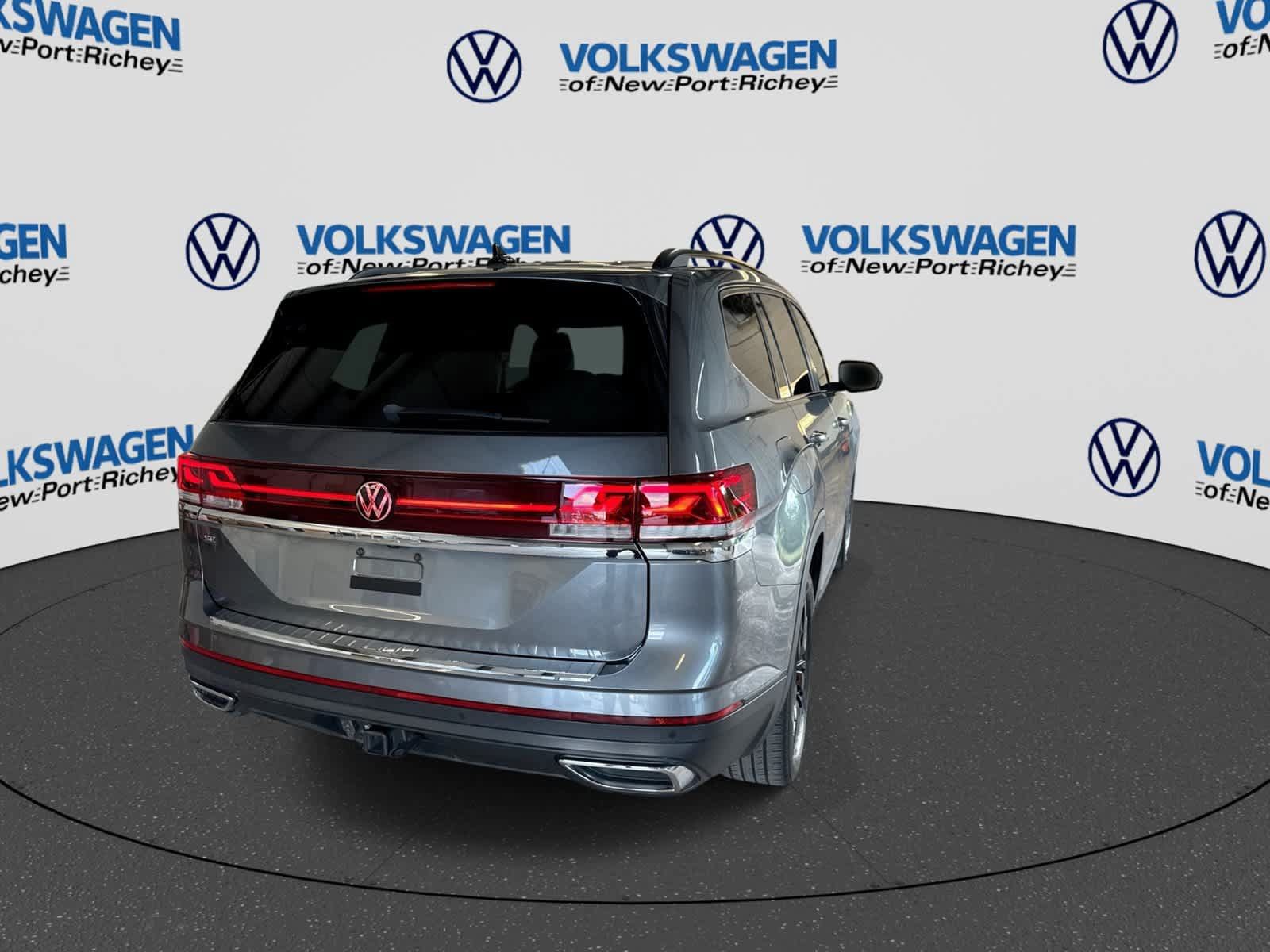 Used 2024 Volkswagen Atlas SE FWD image 14