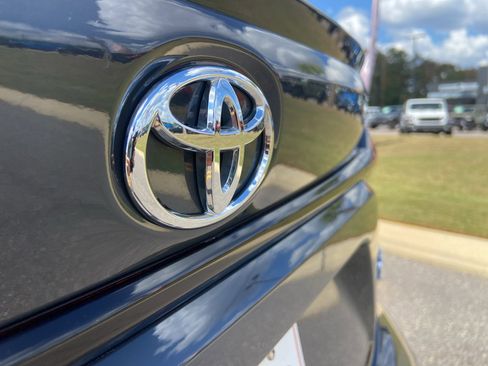 Used 2024 Toyota Corolla SE image 7