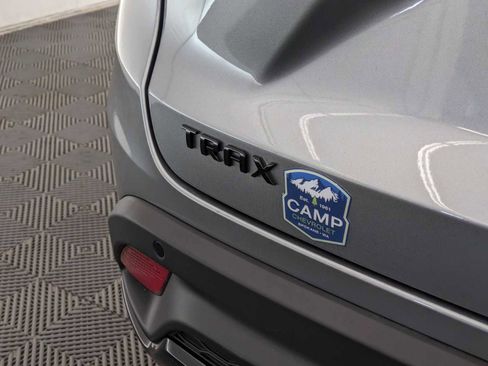 New 2026 Chevrolet Trax RS w/ Sunroof Package FWD image 12