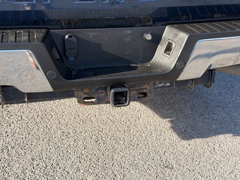 Used 2017 Ford F250 XL w/ Power Equipment Group image 7