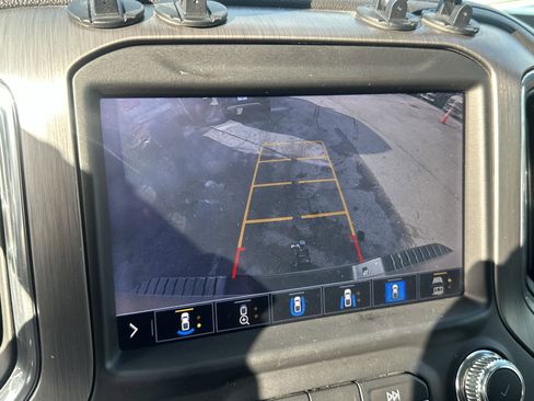 Used 2020 GMC Sierra 2500 Denali w/ Denali Ultimate Package image 25