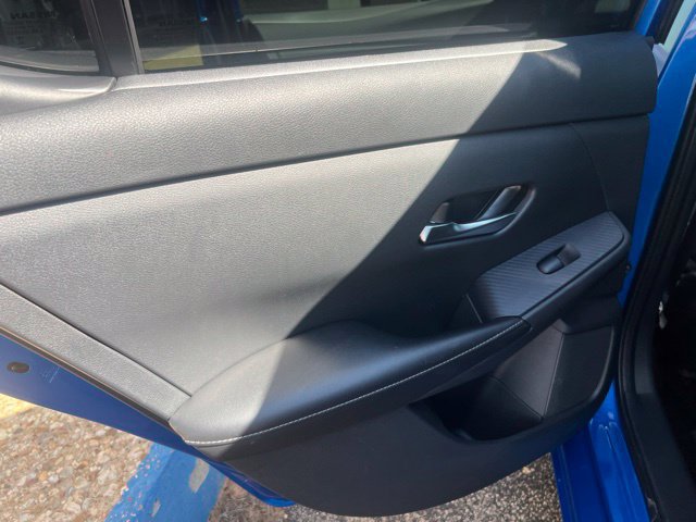 Used 2023 Nissan Sentra SV FWD image 22