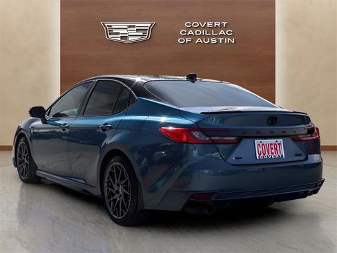 Used 2025 Toyota Camry XSE image 3