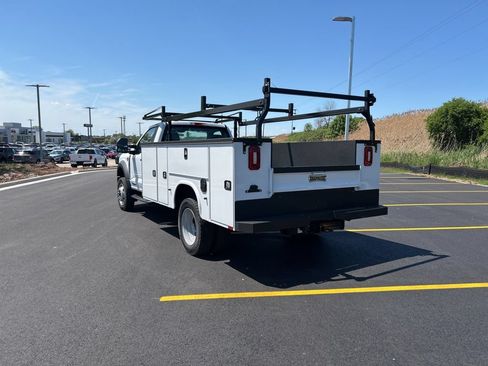 New 2025 Ford F550 4x4 Regular Cab Super Duty image 8