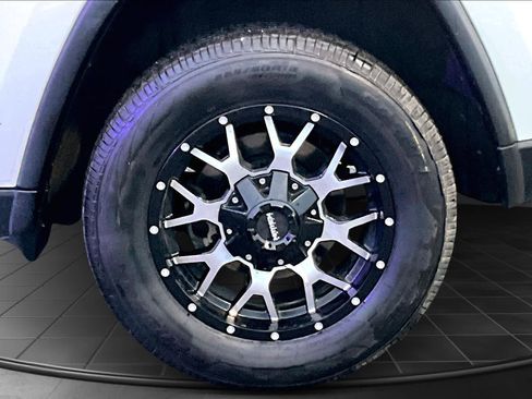 Used 2021 Jeep Grand Cherokee Limited w/ Premium Lighting Group image 36