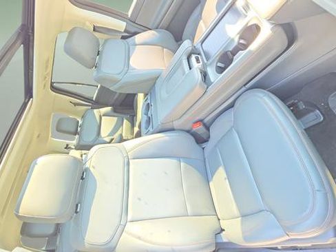 Used 2025 Ford Expedition Active AWD/4WD image 11