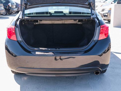 Used 2018 Toyota Corolla SE w/ Carpet Mat Package (TMS) FWD image 28
