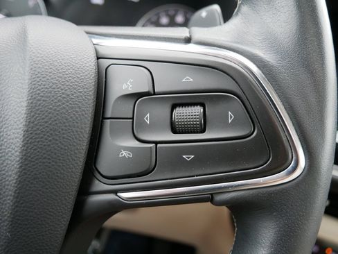Used 2023 Buick Envision Avenir AWD/4WD image 26
