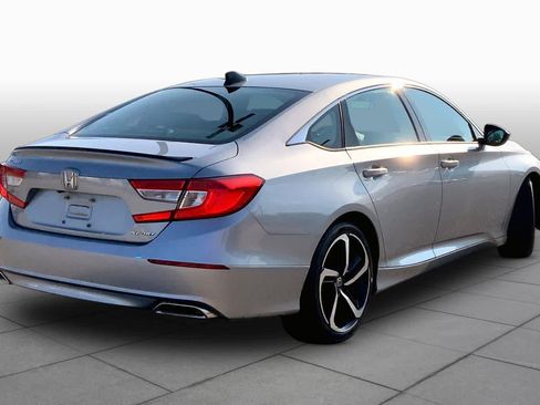 Used 2021 Honda Accord Sport image 13