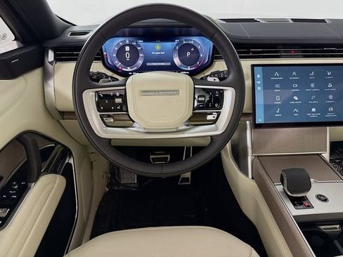 Certified 2025 Land Rover Range Rover Long Wheelbase SE image 25