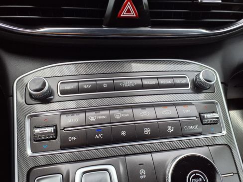 Certified 2023 Hyundai Santa Fe SEL w/ Premium Package FWD image 24