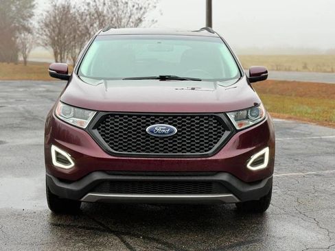 Used 2017 Ford Edge SEL w/ Equipment Group 201A image 9