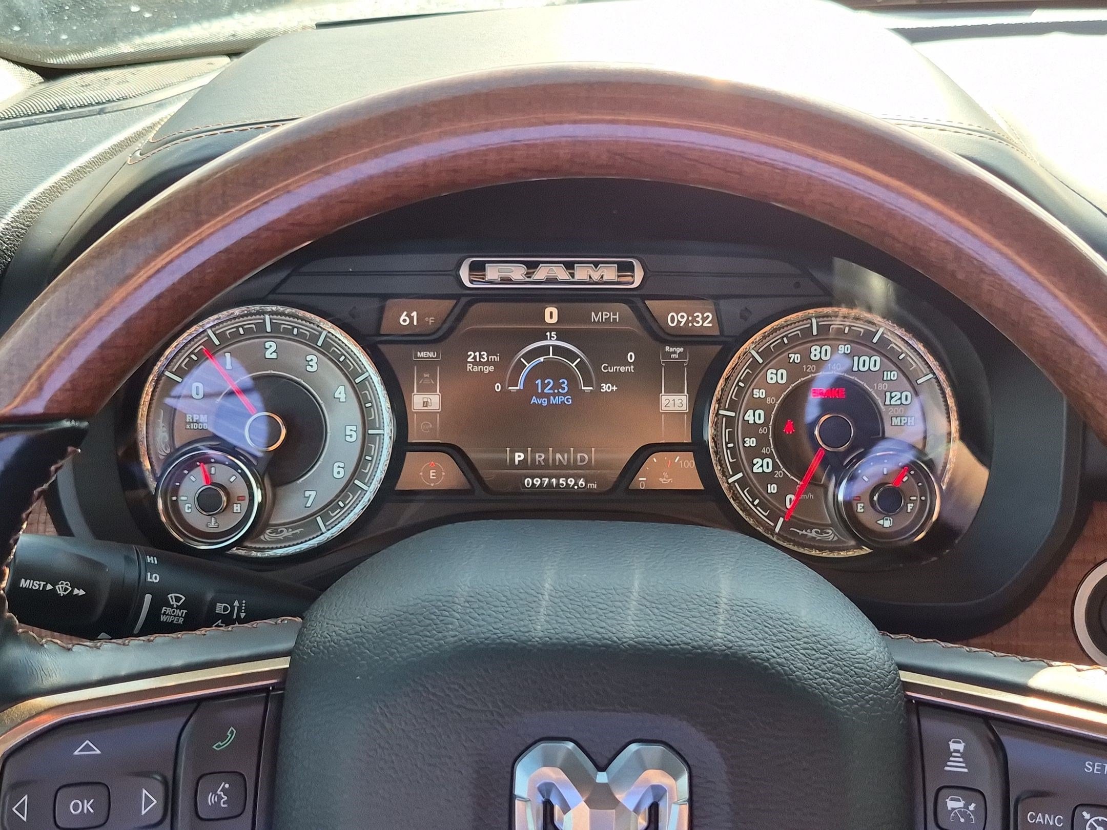 Used 2021 RAM 1500 Limited AWD/4WD image 21