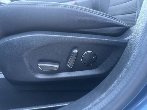 Used 2019 Ford Edge SEL image 59