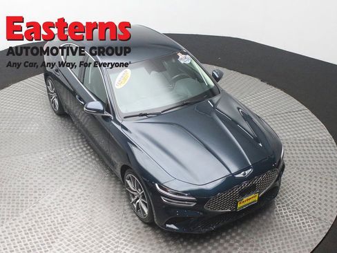 Used 2023 Genesis G70 2.0T image 3