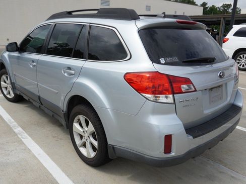 Used 2014 Subaru Outback 2.5i Limited w/ Moonroof Package AWD/4WD image 7