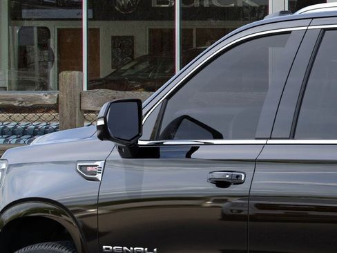 New 2026 GMC Yukon XL Denali w/ Denali Reserve Package image 12