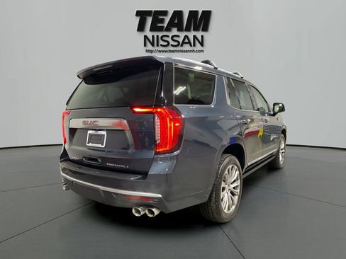 Used 2022 GMC Yukon Denali w/ Advanced Technology Package AWD/4WD image 7