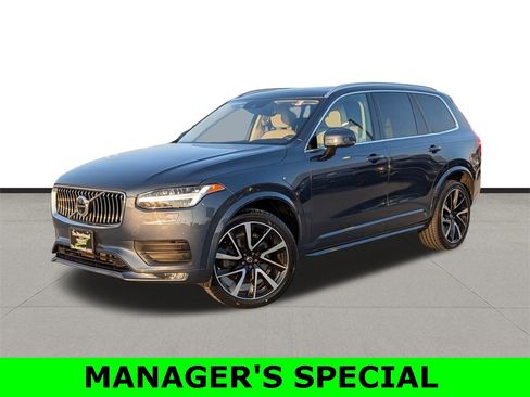 Used 2022 Volvo XC90 T6 Momentum w/ Advanced Package image 1