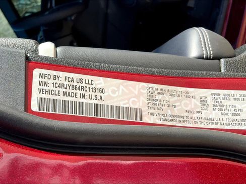 Used 2024 Jeep Grand Cherokee Limited 4xe w/ Luxury Tech Group II image 36