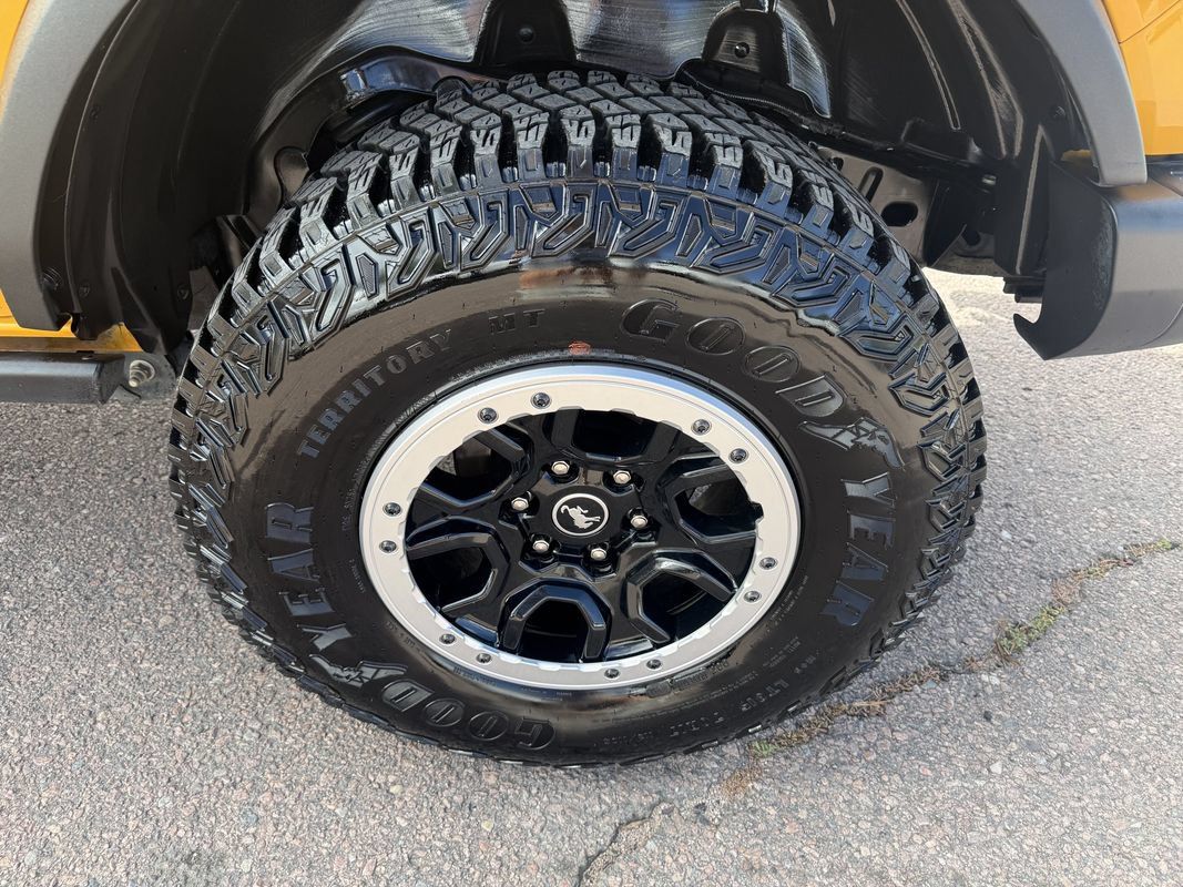 Used 2022 Ford Bronco Black Diamond AWD/4WD image 10