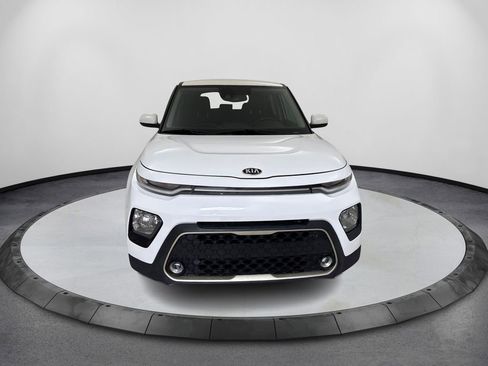 Used 2020 Kia Soul EX FWD image 2