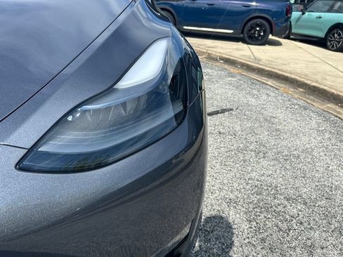 Used 2023 Tesla Model Y Long Range AWD/4WD image 17