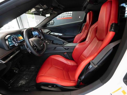 Used 2022 Chevrolet Corvette Stingray Coupe w/ Battery Protection Package RWD image 9