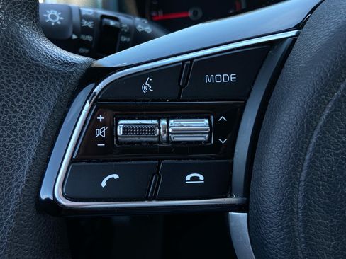 Used 2020 Kia Sportage LX AWD/4WD image 18