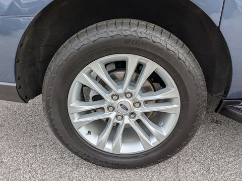 Used 2023 Ford Expedition Max XLT AWD/4WD image 12