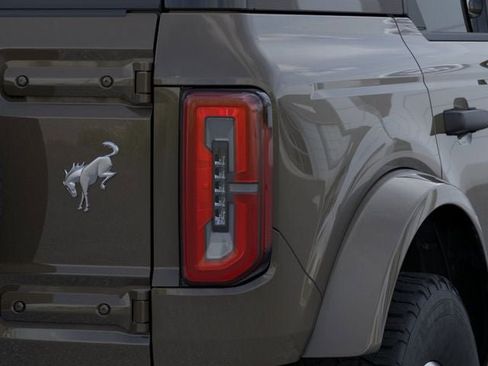 New 2026 Ford Bronco Outer Banks AWD/4WD image 23
