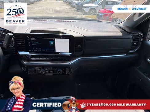 Used 2025 Chevrolet Silverado 1500 LT AWD/4WD image 17