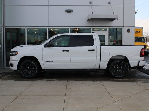 New 2026 RAM 1500 Express image 5