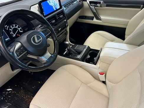 Certified 2023 Lexus GX 460 Premium w/ Premium Package AWD/4WD image 10