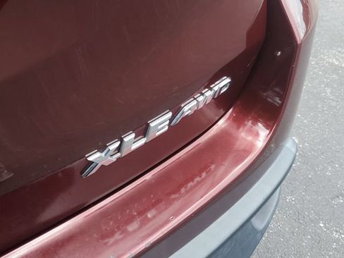 Used 2016 Toyota Highlander XLE AWD/4WD image 7