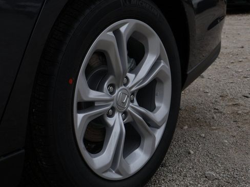 New 2025 Honda Accord LX image 39