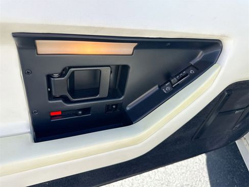 Used 1988 Chevrolet Corvette 35TH ANNIVERSARY EDITION image 24