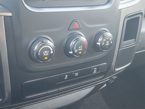 Certified 2024 RAM 1500 Classic Warlock image 28