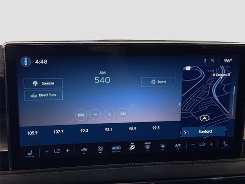 Used 2023 Lincoln Corsair AWD w/ Towing Package image 15