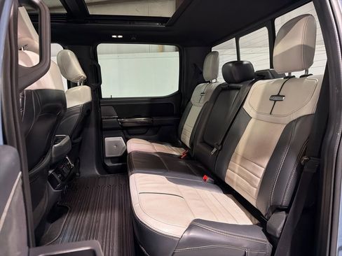 Used 2023 Ford F150 Lightning Platinum image 38