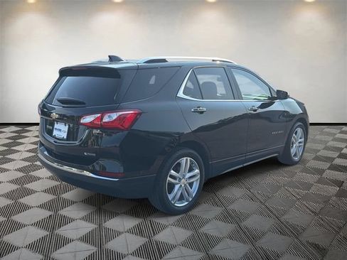 Used 2018 Chevrolet Equinox Premier FWD image 5