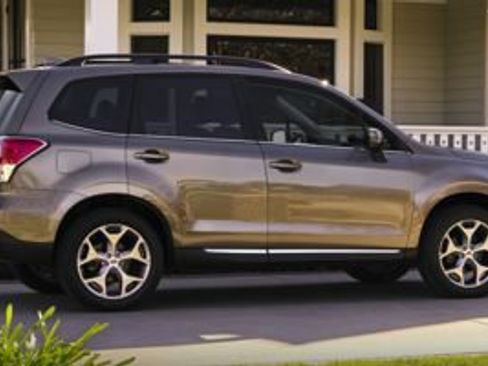 Used 2017 Subaru Forester 2.5i w/ Popular Package #2A image 1