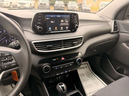 Used 2020 Hyundai Tucson SE w/ Cargo Package image 28