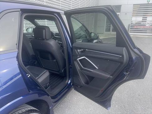 Used 2025 Audi Q3 2.0T Premium Plus w/ Premium Plus Package AWD/4WD image 10