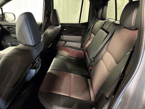 New 2026 Honda Ridgeline Black Edition image 5