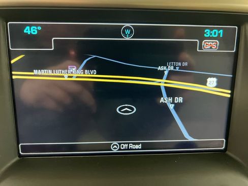 Used 2019 GMC Acadia Denali w/ Technology Package FWD image 14