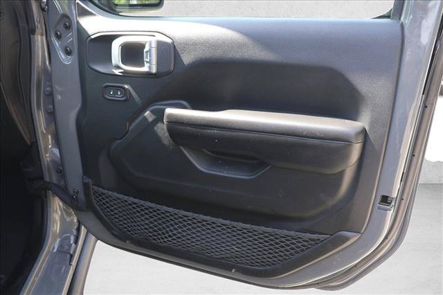 Used 2020 Jeep Gladiator Rubicon AWD/4WD image 29